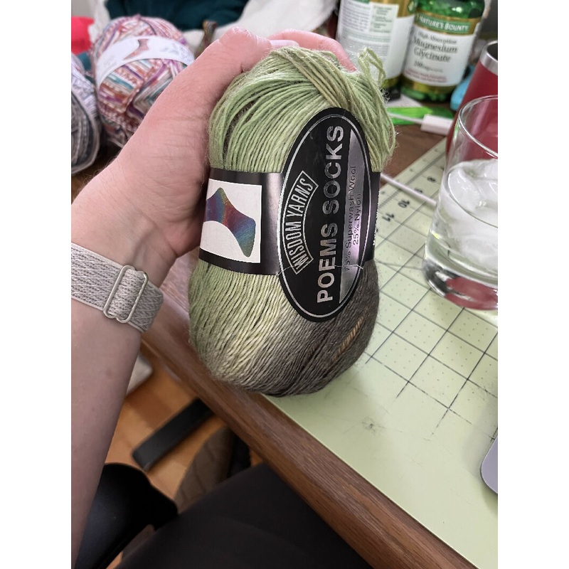 Wisdom Yarns Poems Sock (self striping ombre, green)