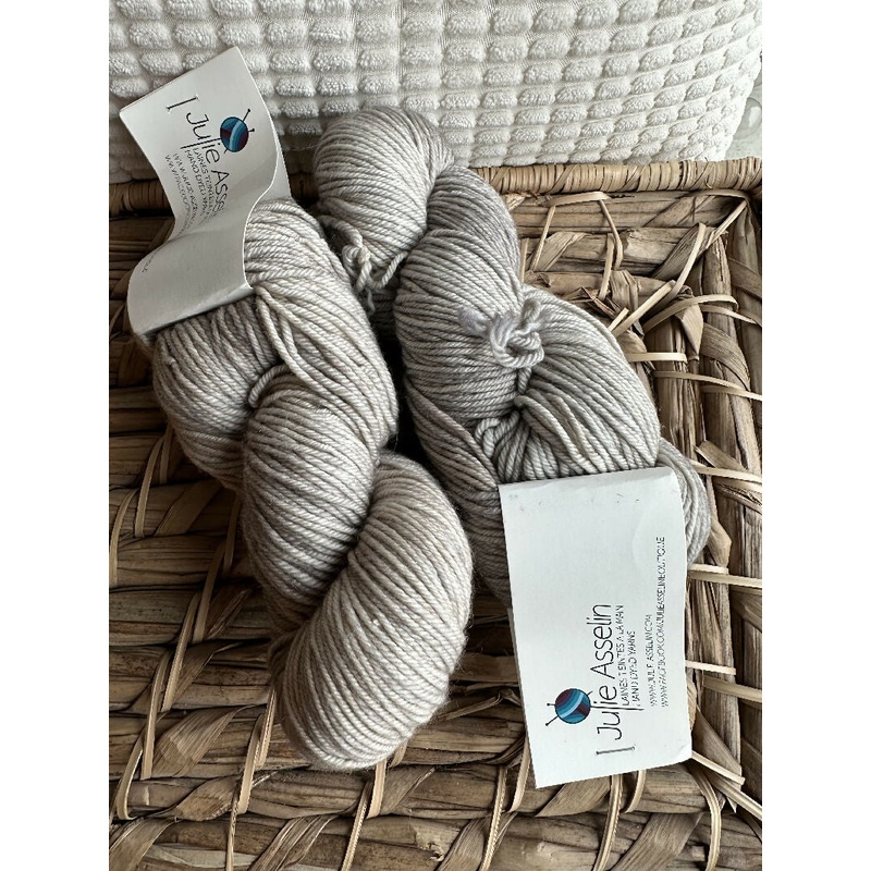 Julie Asselin Leizu Worsted