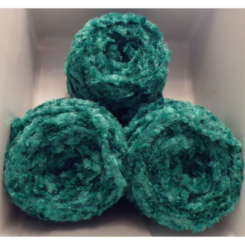 Luigi Boldrini 'Soffy Ciniglia' Chenille Green; 10.7oz reclaimed Cakes