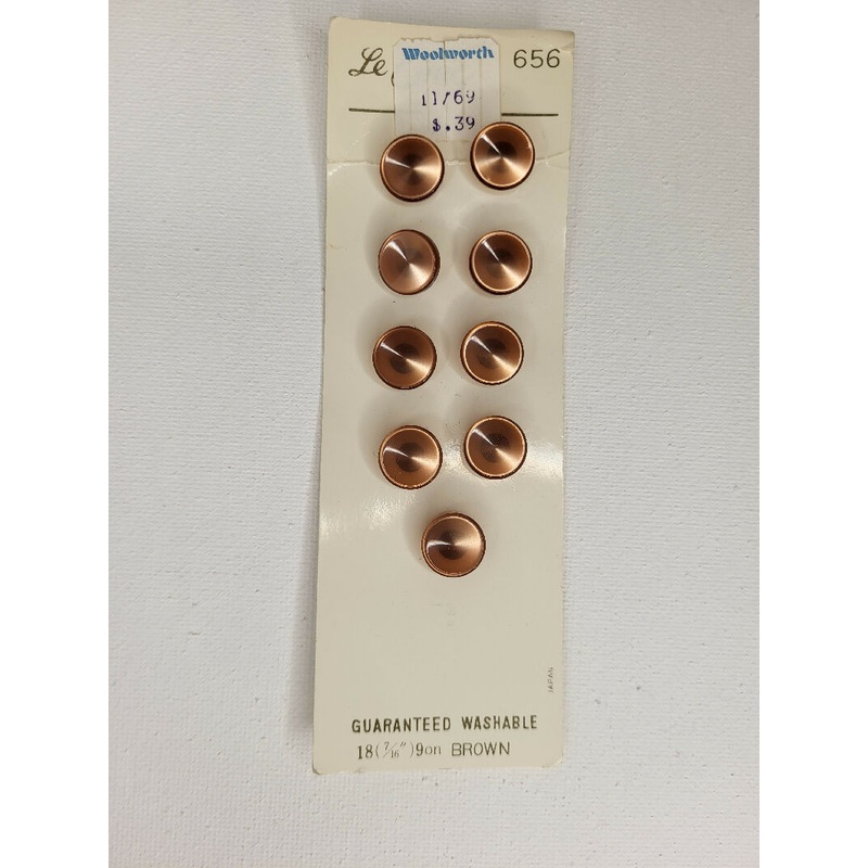 Vintage brown plastic buttons, set of 9
