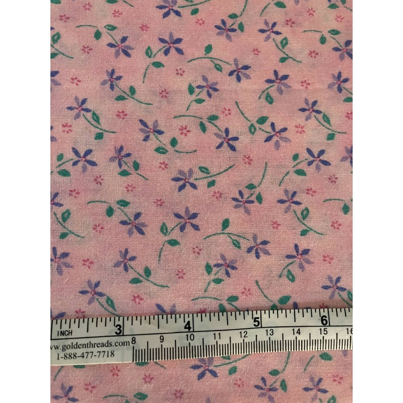 FABRIC Purple/Lilac Pink Mini Flowers on Pink Background 3 Yards 65a
