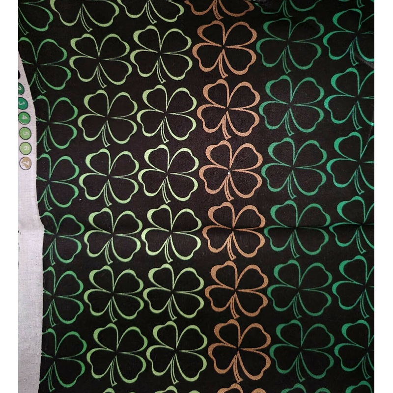 Shiny Shamrocks in a row