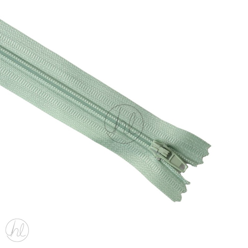 NYLON DRESS ZIPS MINT 40CM
