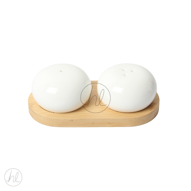 SALT & PEPPER SHAKER WHITE FREE