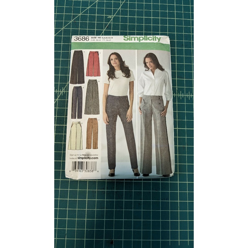 Simplicity 3686 Slim or Wide Leg Pants Sewing Pattern Sizes 6-14
