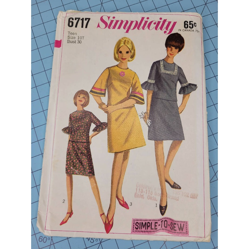 Simplicity 6717