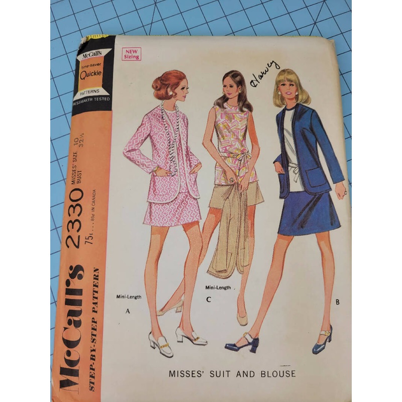 McCall's 2330