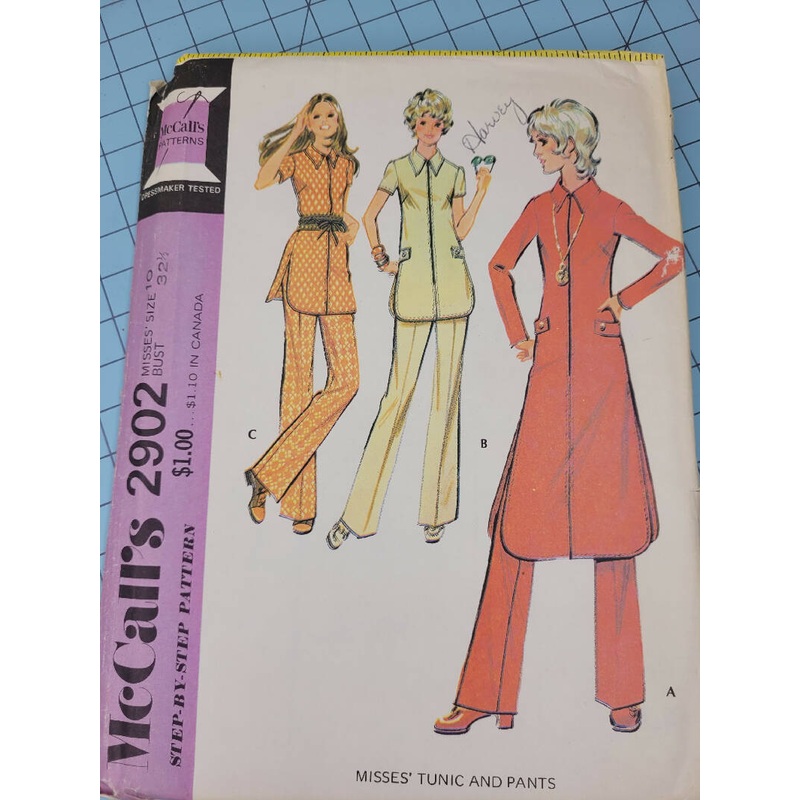 McCall's 2902