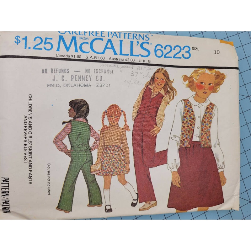 McCall's Carefree Patterns 6223