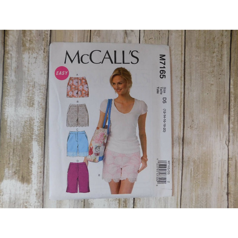 McCall's shorts pattern