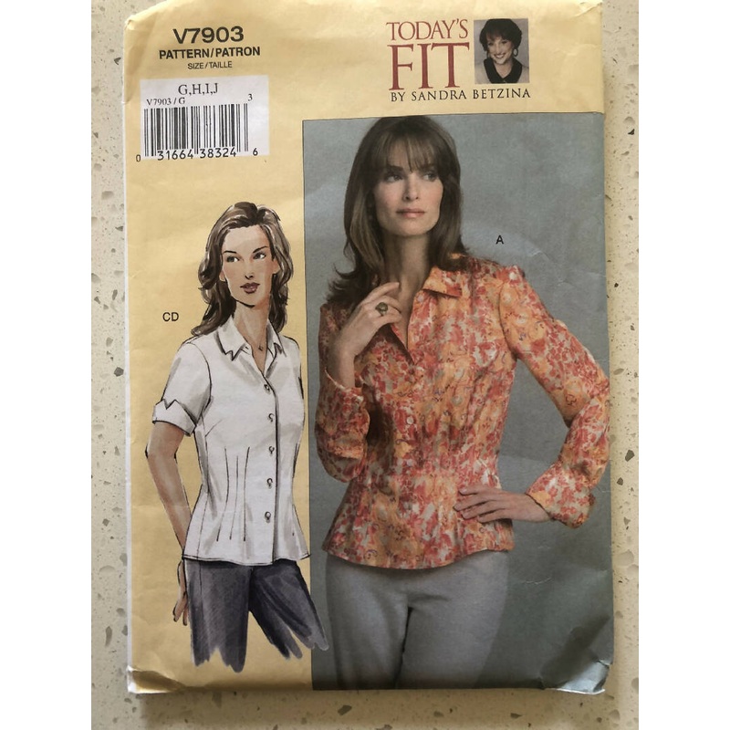 Vogue Pattern No. V7903 - Misses'/Misses' Petite Shirt