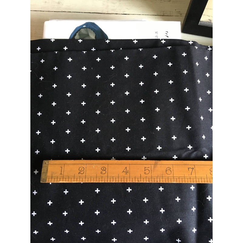 Black cotton w/white 44W 2yds