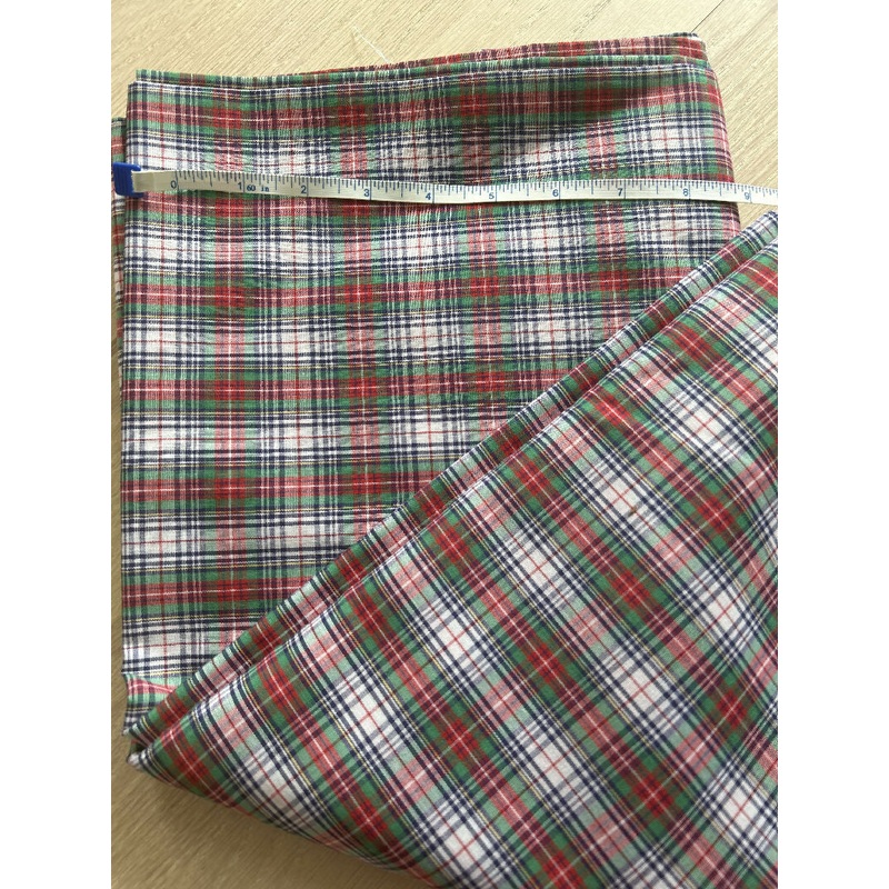 Vintage cotton red green plaid 4yds 45w